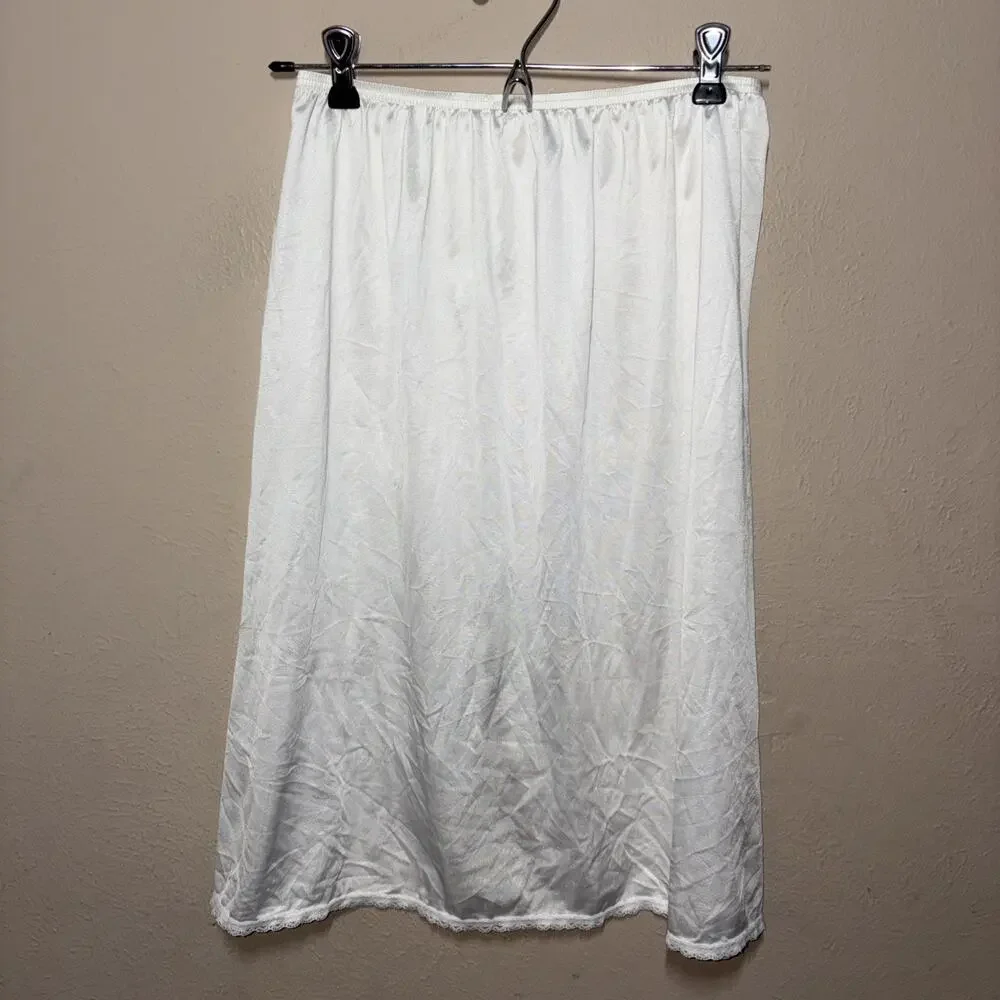 Vintage VASSARETTE White Nylon Lace Trim A-line Half Slip w/ Slit 24” Medium